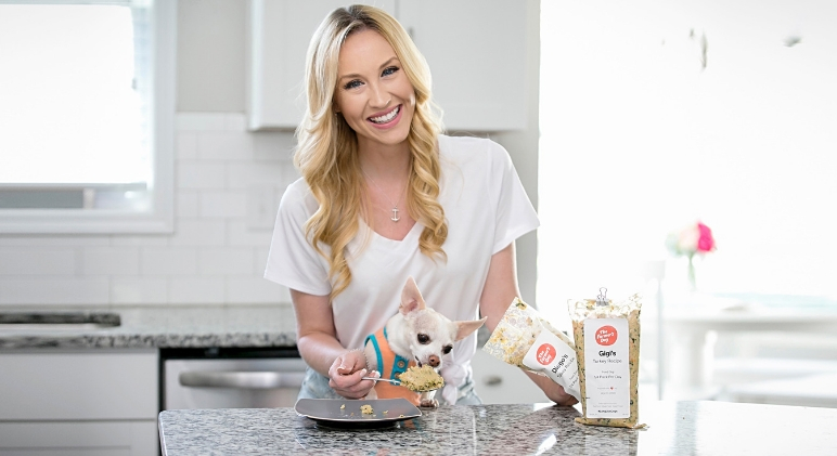 Since ditching kibble and filling my pups' food bowls with fresh food, I've noticed major changes. Find out why I'm an advocate for feeding fresh!